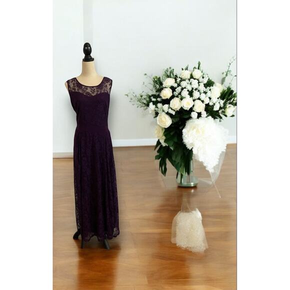NEW Candalite Woman Plus Plum Purple Floral Lace Dressy Maxi Flare Dress Size 1X - Picture 2 of 10